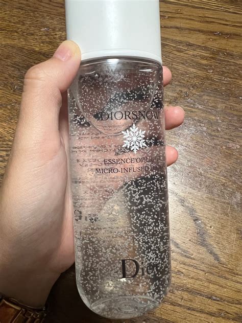 dior スノーライトエッセンスローション|【試してみた】Dior ディオール スノー エッセンス オ .